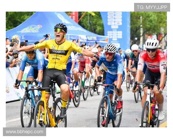 自行车选手赛前状态的精密调